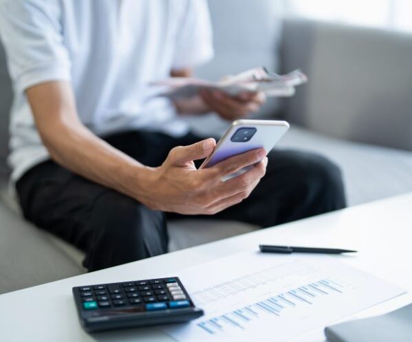 Was sind Versorgungsbezüge? Alles, was Sie über Steuern, Freibeträge und Anspruch wissen müssen