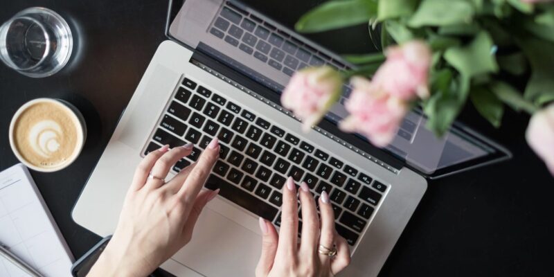 Top 5 Gründe, einen Ghostwriter für die Bachelorarbeit zu beauftragen